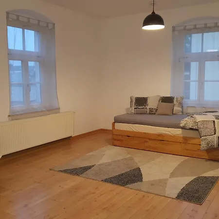 Zentral Gelegene Altenberg