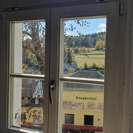 Zentral Gelegene Altenberg